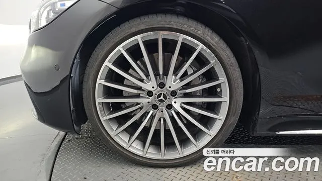 Mercedes-Benz S-Класс 2024 thumb 4