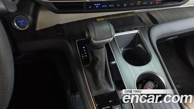 Toyota Sienna 2023 thumb 9