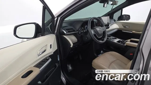 Toyota Sienna 2023 thumb 10