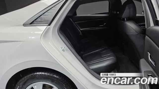 Hyundai Avante 2021 thumb 12