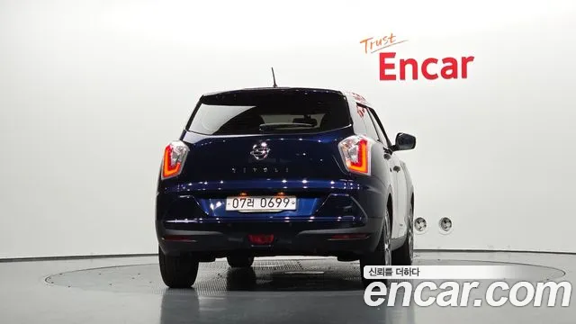 KG_Mobility_Ssangyong TIBOLI 2015 thumb 4