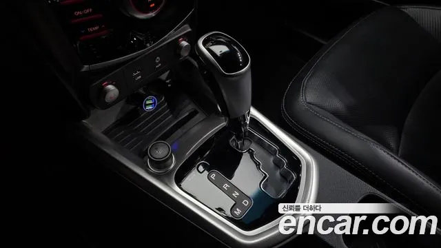 KG_Mobility_Ssangyong TIBOLI 2015 thumb 9
