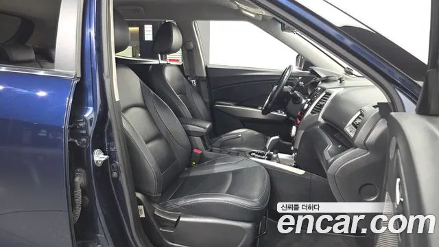 KG_Mobility_Ssangyong TIBOLI 2015 thumb 11