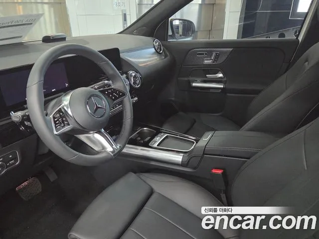 Mercedes-Benz EQA 2025 thumb 9