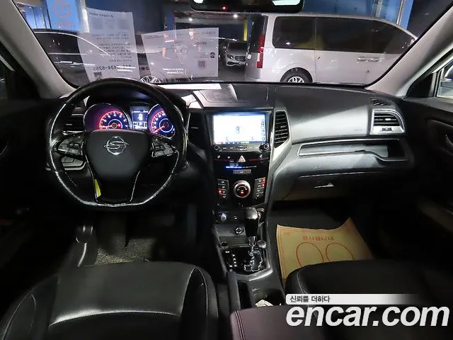 KG_Mobility_Ssangyong TIBOLI 2017 thumb 5