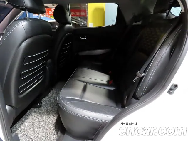 KG_Mobility_Ssangyong TIBOLI 2017 thumb 7