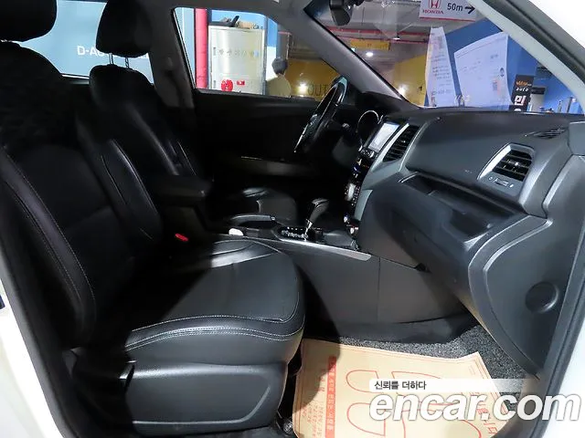 KG_Mobility_Ssangyong TIBOLI 2017 thumb 8