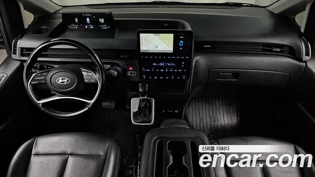 Hyundai Staria 2024 thumb 6