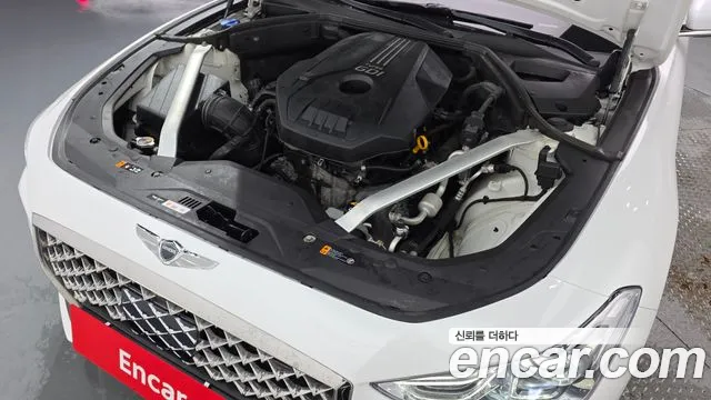 Genesis G70 2020 thumb 6