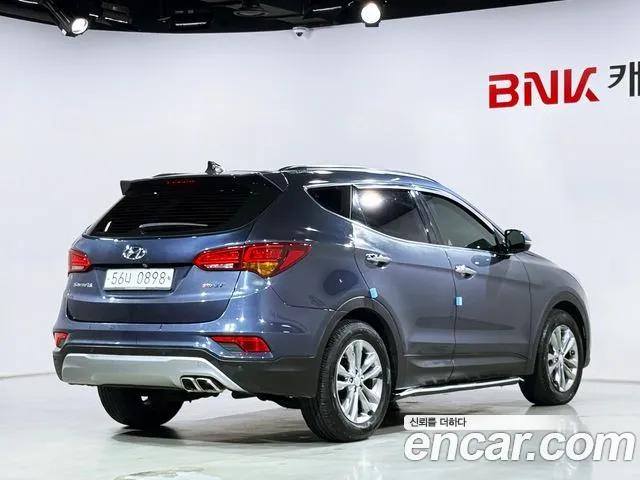 Hyundai Santa Fe 2016 thumb 2