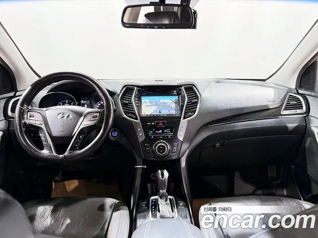 Hyundai Santa Fe 2016 thumb 4