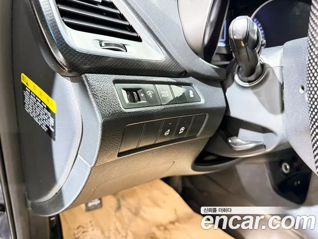 Hyundai Santa Fe 2016 thumb 8