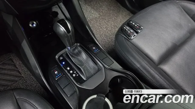 Hyundai Santa Fe 2014 thumb 9