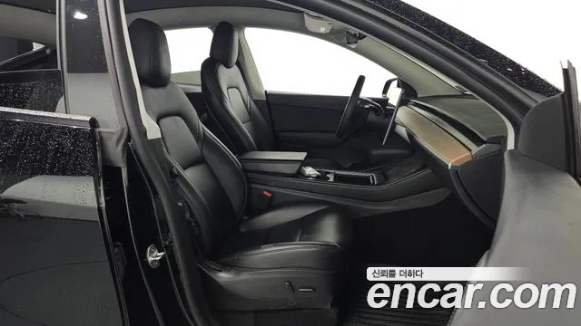 Tesla Model Y 2022 thumb 10