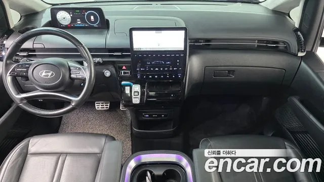 Hyundai Staria 2024 thumb 7