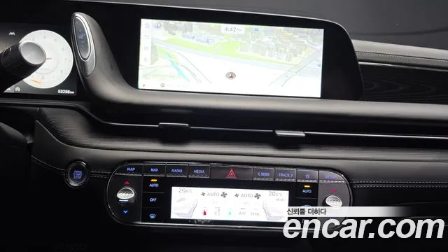 Genesis G90 2022 thumb 12