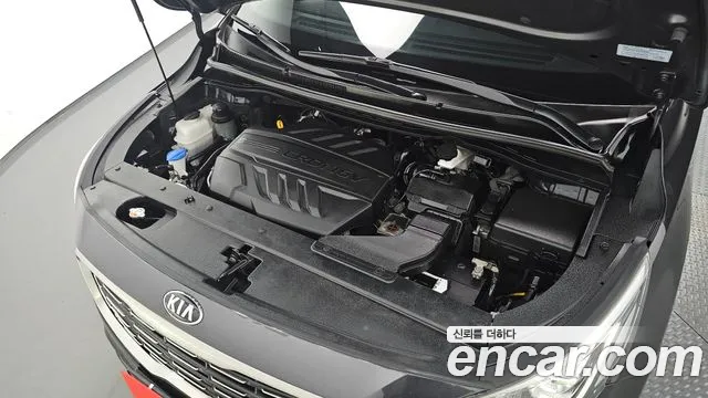 Kia Carnival 2019 thumb 6