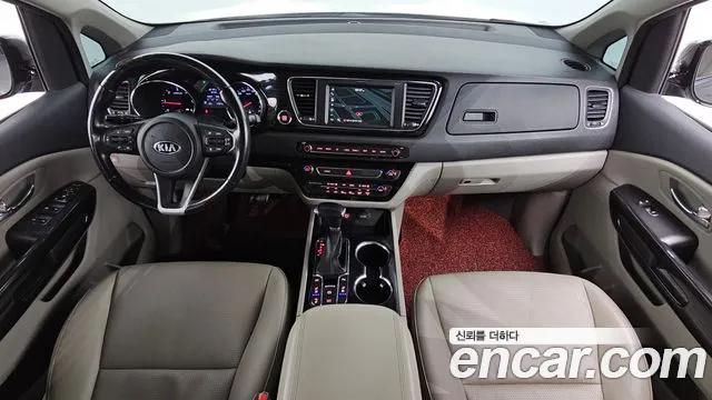 Kia Carnival 2019 thumb 7