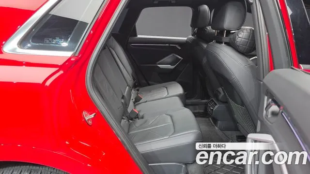 Audi Q3 2020 thumb 12