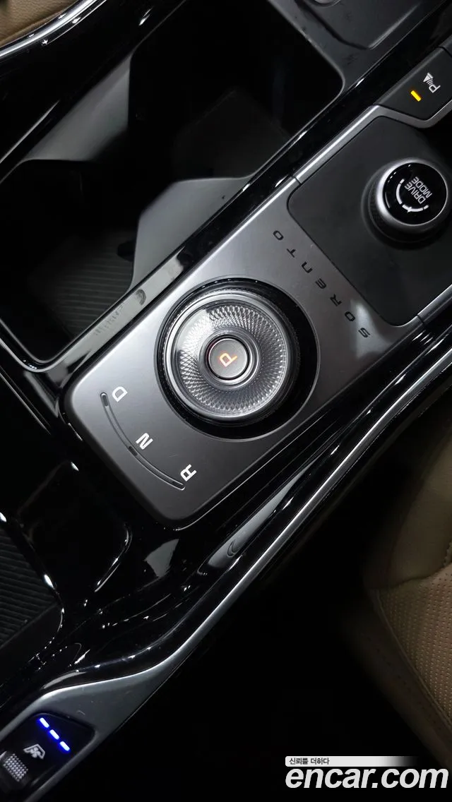 Kia Sorento 2024 thumb 8