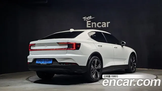 Polestar 2 2022 thumb 2