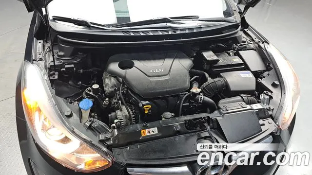 Hyundai Avante 2014 thumb 6