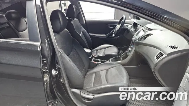 Hyundai Avante 2014 thumb 10