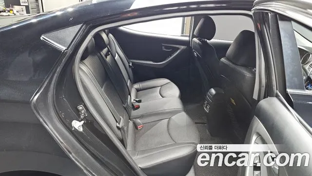 Hyundai Avante 2014 thumb 11