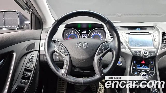 Hyundai Avante 2014 thumb 12