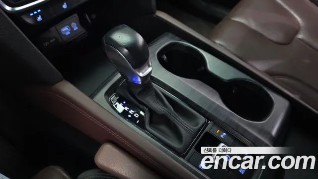 Hyundai Santa Fe 2020 thumb 8