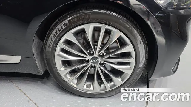 Kia K9 2022 thumb 4