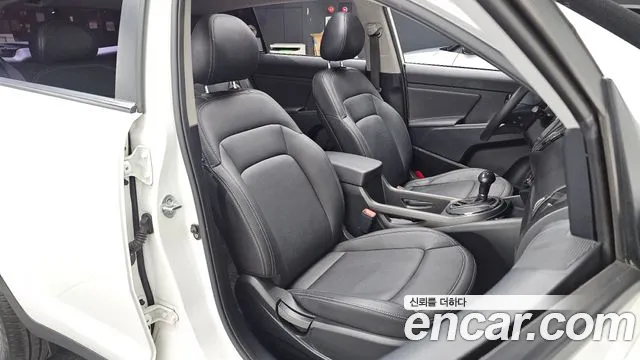 Kia Sportage 2012 thumb 9
