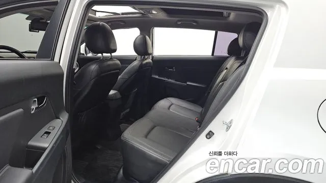 Kia Sportage 2012 thumb 11
