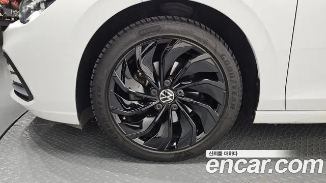 Volkswagen Golf Sportsvan 2024 thumb 5
