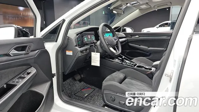 Volkswagen Golf Sportsvan 2024 thumb 10