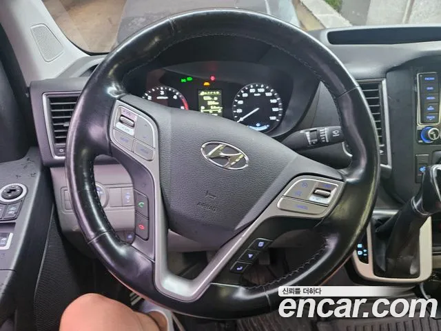 Hyundai Staria 2018 thumb 8
