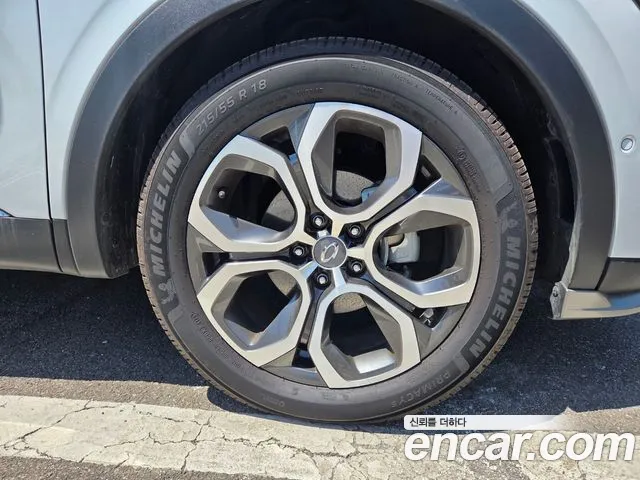 Renault-KoreaSamsung Arkana 2020 thumb 5