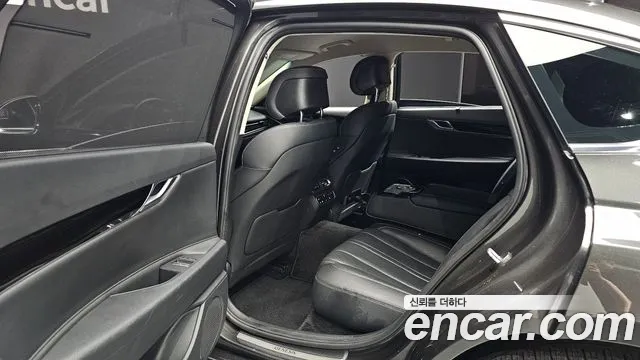 Genesis G80 2022 thumb 12