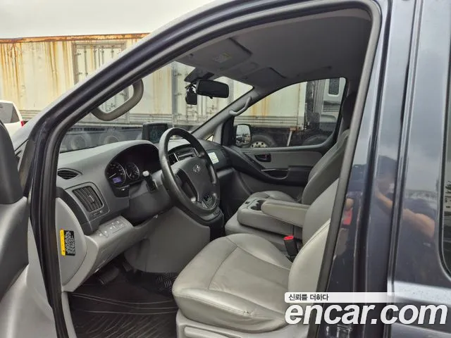 Hyundai Starex 2018 thumb 9