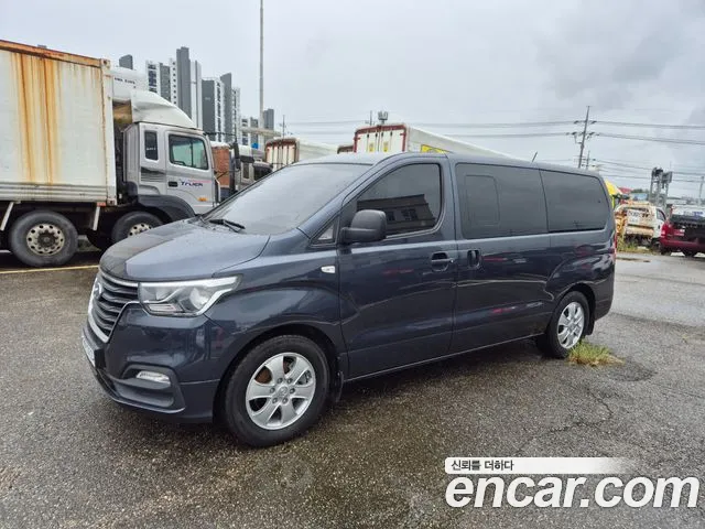 Hyundai Starex 2018 thumb 11