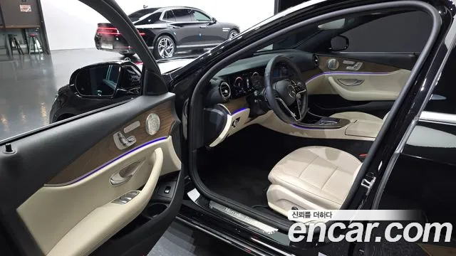 Mercedes-Benz E-Класс 2023 thumb 10