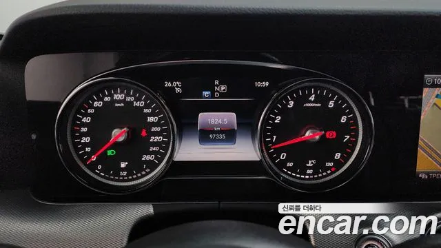Mercedes-Benz E-Класс 2019 thumb 8