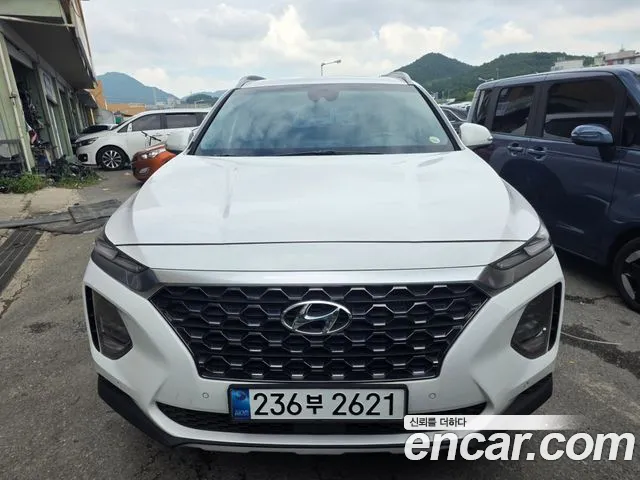 Hyundai Santa Fe 2019 thumb 12