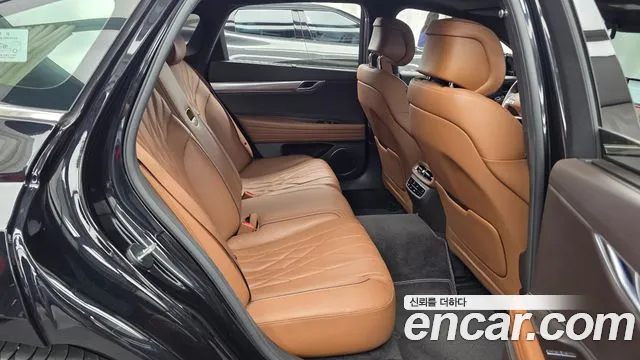 Genesis G80 2022 thumb 12