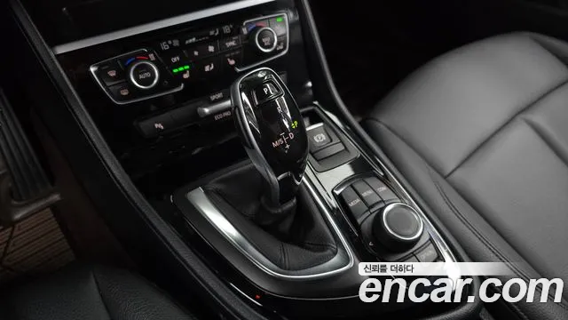 BMW 2-Series 2020 thumb 9