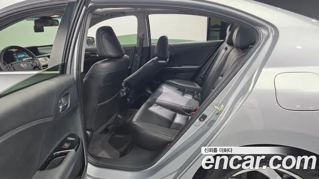 Honda Accord 2016 thumb 11