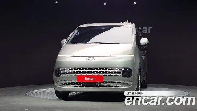 Hyundai Staria 2021 thumb 3