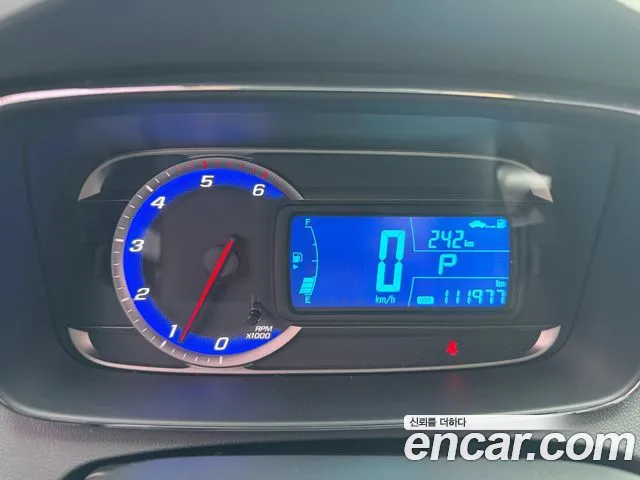 ChevroletGMDaewoo Tracker 2016 thumb 8