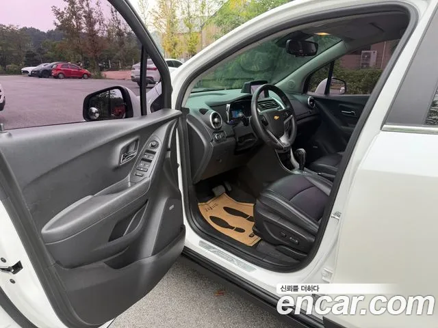 ChevroletGMDaewoo Tracker 2016 thumb 10
