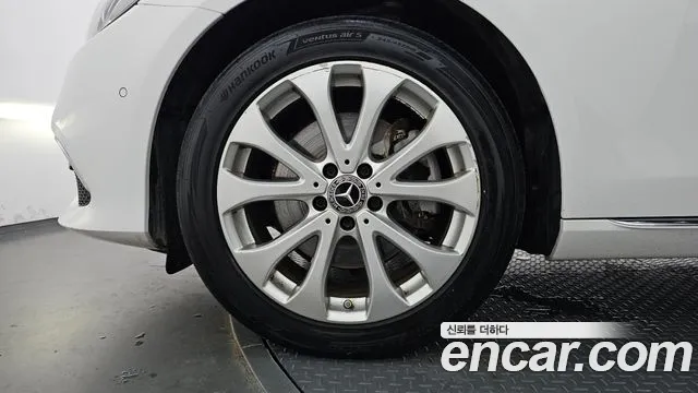 Mercedes-Benz E-Класс 2019 thumb 5